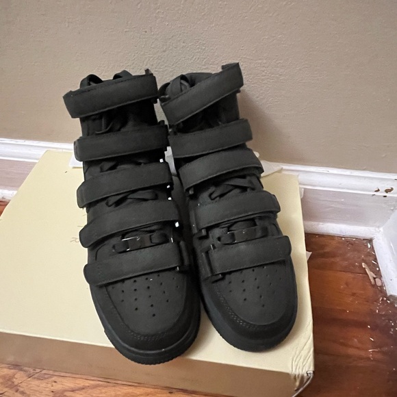 🆕 NikeAir Force 1 High O7 SP Billie Elish Unisex Sneakers Size W Size 7